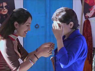 ragazzo sesso indiano e divertente whisk broom cameriere adolescenti - Indian 2020 webseries sesso / raccolta scena di nudo