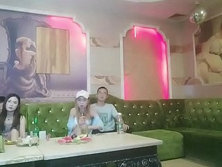 Trung Quốc KTV Kinky Orchestrate Sex Sat Little one 4p