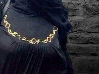BHAION NE MERI PHUDI MARI - Urdu Hindi Audio XXX Narrative - Pakistani muslimischer Porno 2 Stiefbruder