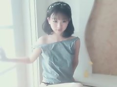 छोटा एशियाई किशोर