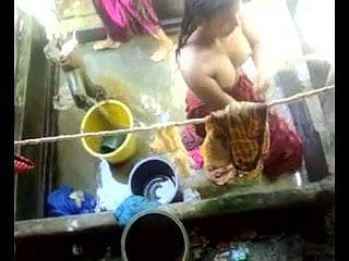 Bangla desi village girls bathing involving Dhaka city HQ (5)