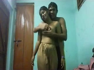 Desi อินเดียเงี่ยนโฮมเมด MEGA SexTape