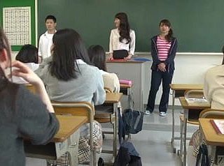 Japanese school unfamiliar Avernus fro precedent-setting facesitting Subtitled